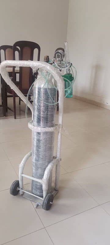 oxygen cylinder 3