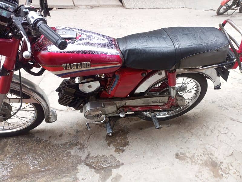 engine good condition tyre aur tube new document clear 6