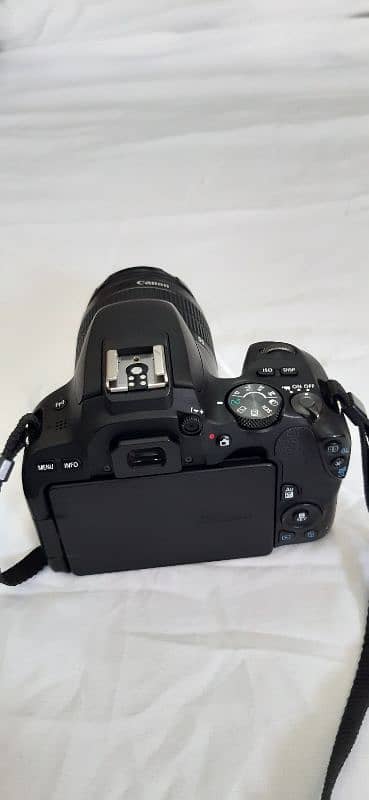 canon 200D for sale 1