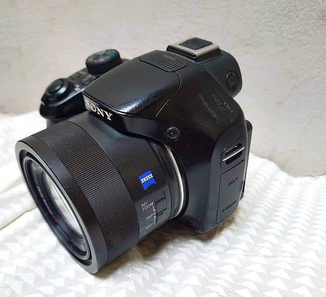 Sony HX400V 1