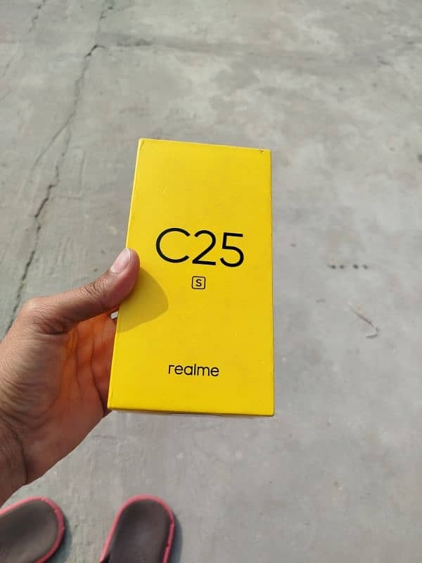 Realme C25s 0