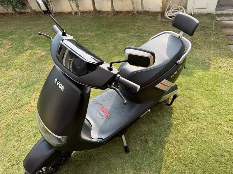 Evee C1 Air For Sale In Lahore 0