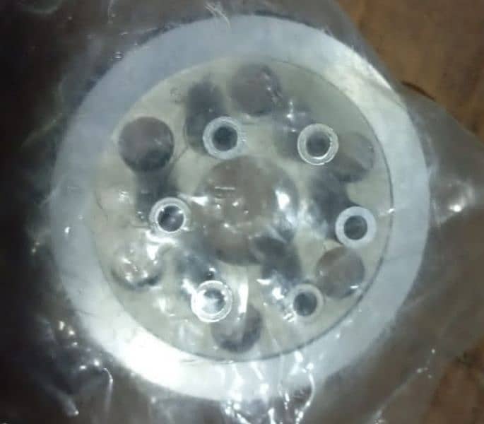 Kawasaki GTO125 Clutch housing 2