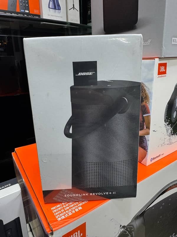 SoundLink Revolve+ II Bluetooth Speaker black 0