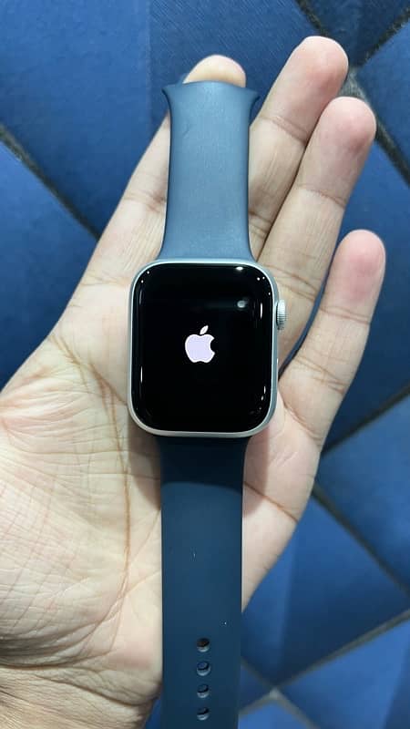 Apple Watch series 9 45mm 100% Battery health 0