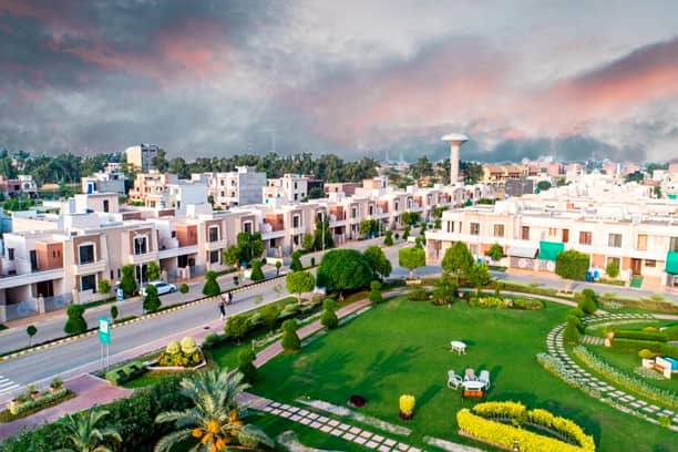 Prime 5 Marla Plot For Sale In  Dream Gardens  Lahore 10