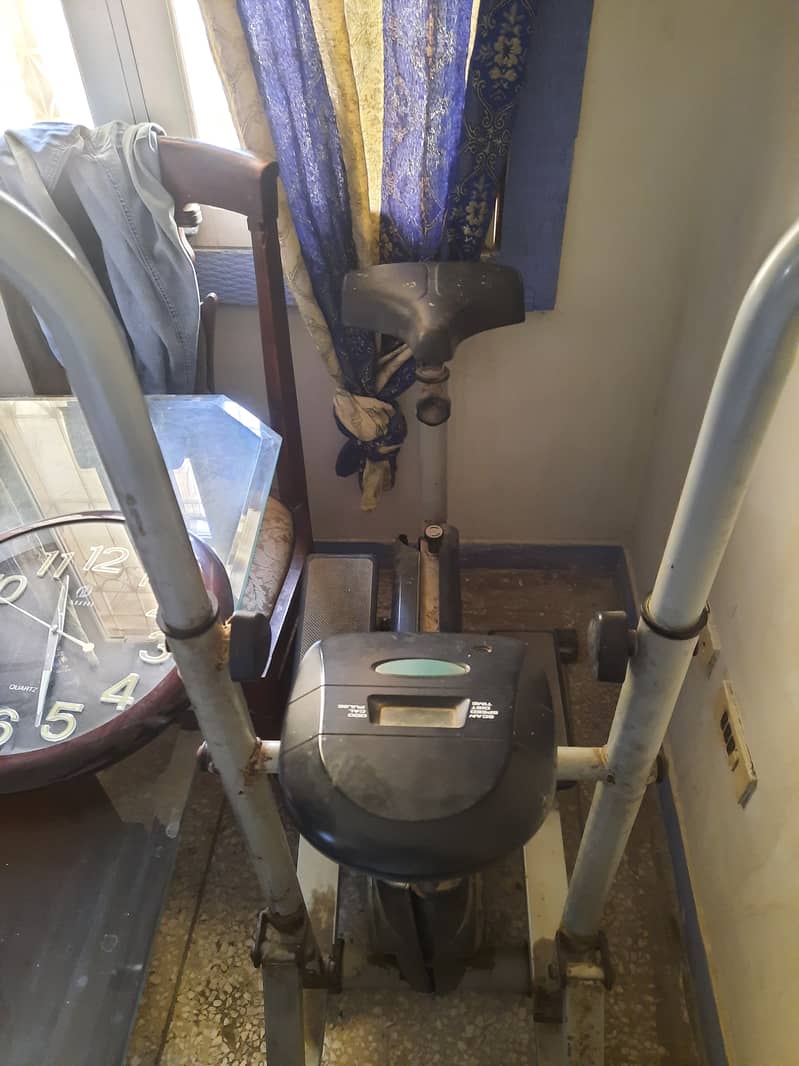 Exercise cycle for sale 0