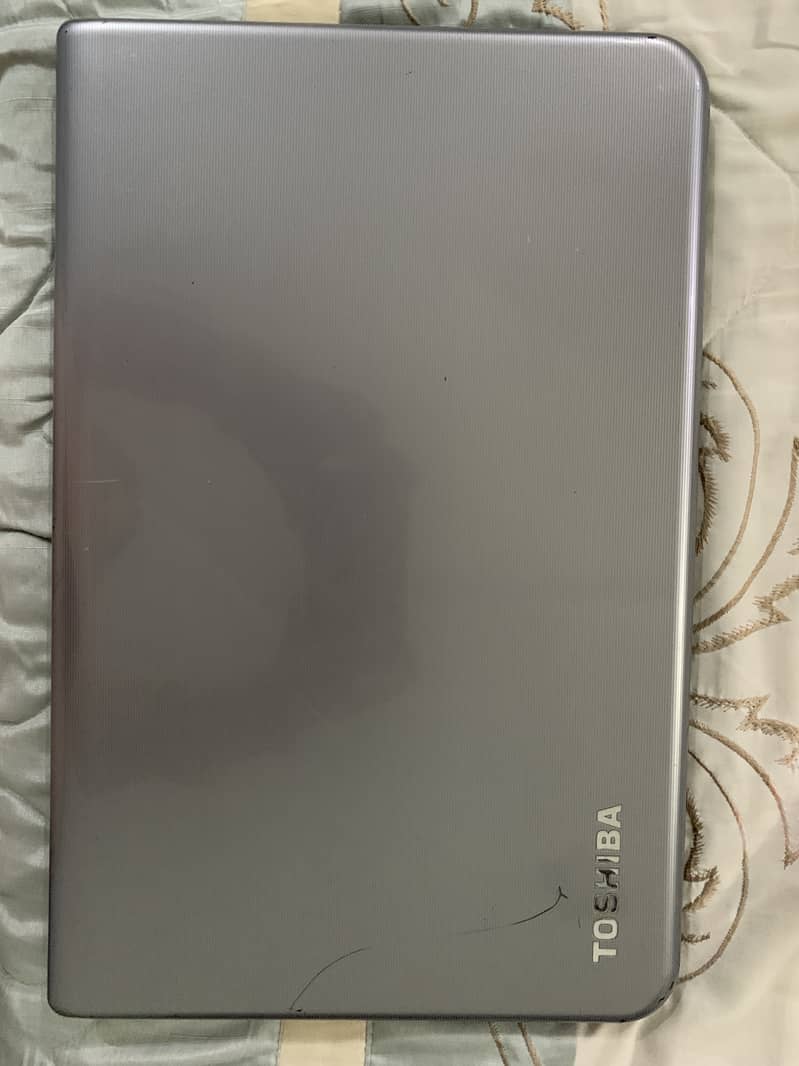 "Toshiba Laptop Core i5, 6GB RAM – Reliable Performance and Portabilit 1