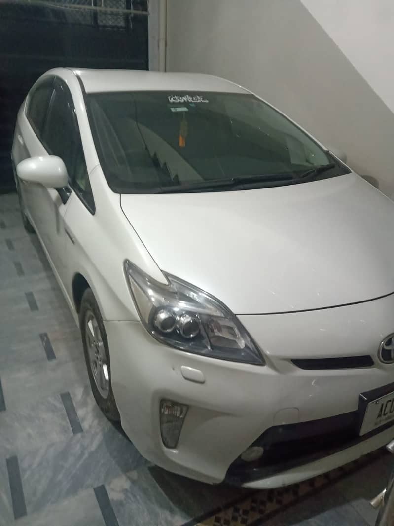 Toyota Prius 2013 G Touring Selection 1.8 0