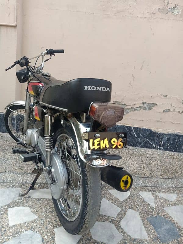 Honda 125 in good condition 3