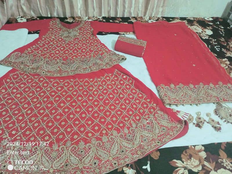 bridal lahgha with jewelry size medium cash on delivery avble all pk 0