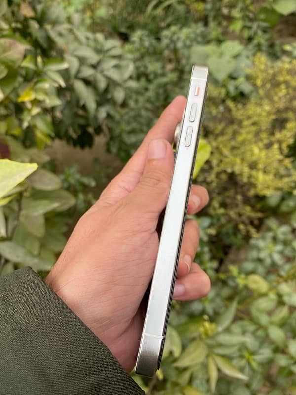 IPHONE XR 64GB CONVERTED TO IPHONE 15 Pro 2