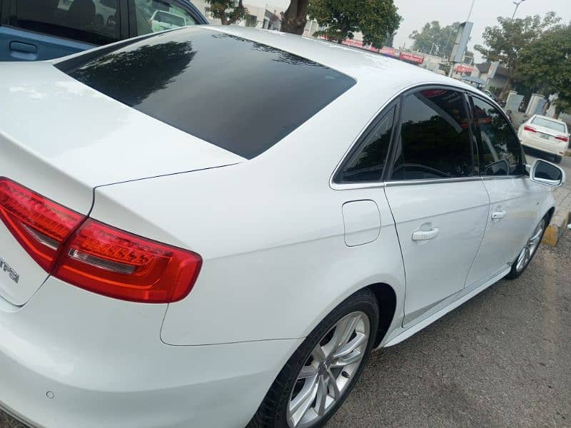 Audi A4 2015 3