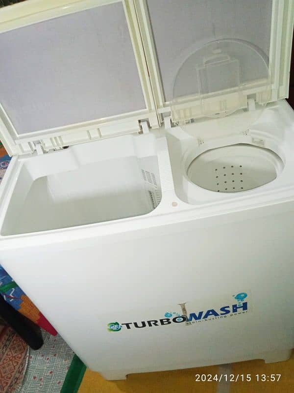 Kenwood washing machine twin tub model no: KW 1012 SA 12