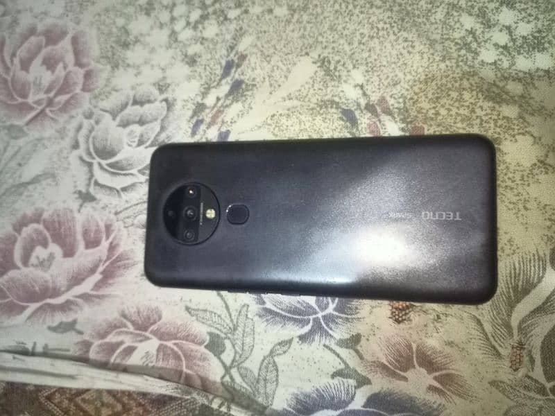 Tecno Spark 6 1