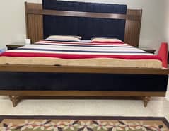 KING SIZE BED MADE OF WALNUT WOOD