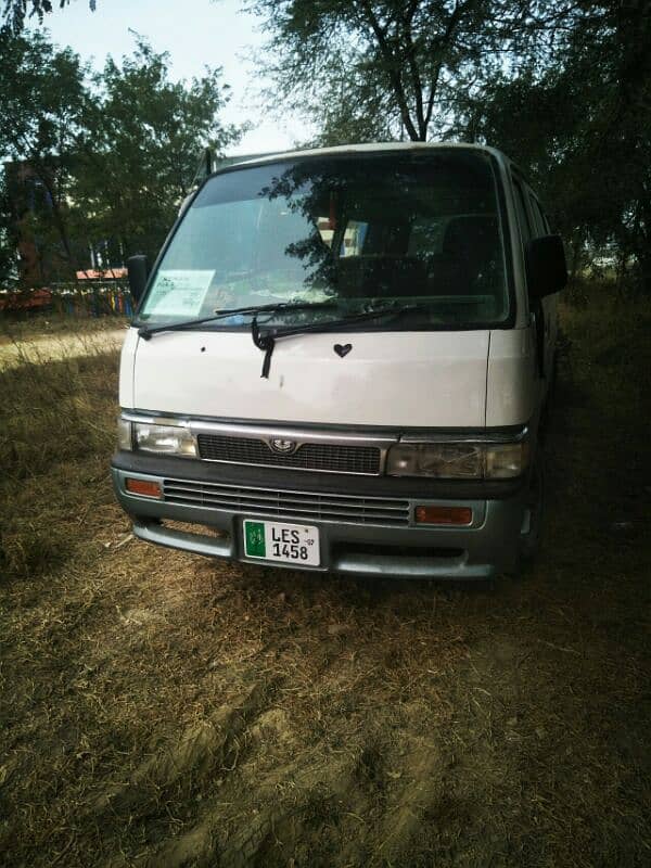 Nissan urvan 97 97model 7kota 6