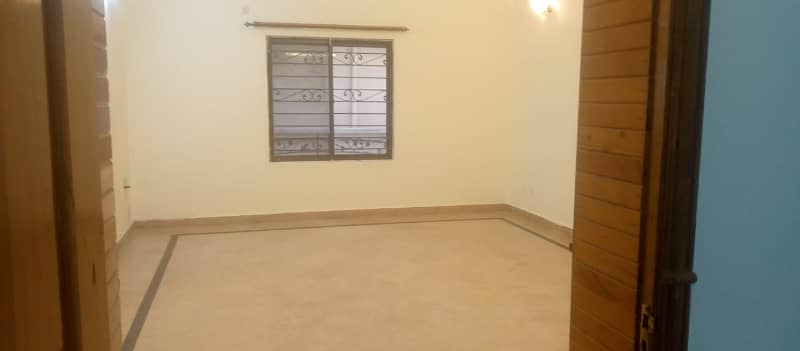 "3-Bedroom upper portion for Rent in Prime E-11 Location, Islamabad (1 Kanal)" 6