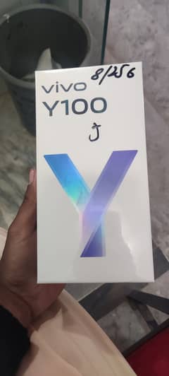 Vivo Y100  256gb box pack non active