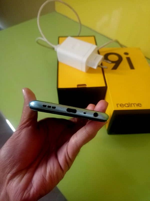 Realme 9i. complete saman 6+2/128 5