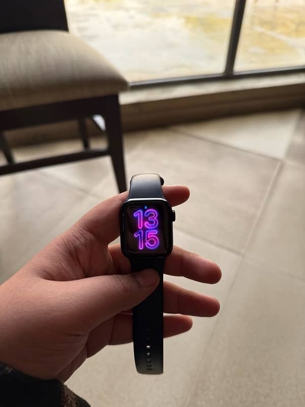 Apple Watch Series 6 40mm Midnight 0