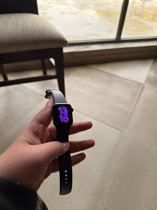 Apple Watch Series 6 40mm Midnight 6