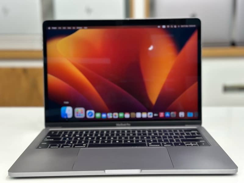 MACBOOK PRO 2017 !! 13-inch !! CORE-i7 !! 16 GB RAM !! 512 GB SSD 0