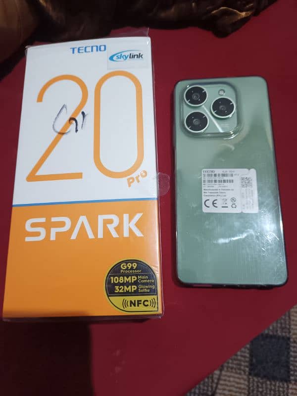 Techno spark 20pro 8/256 108mp back camera in excellent condition 2