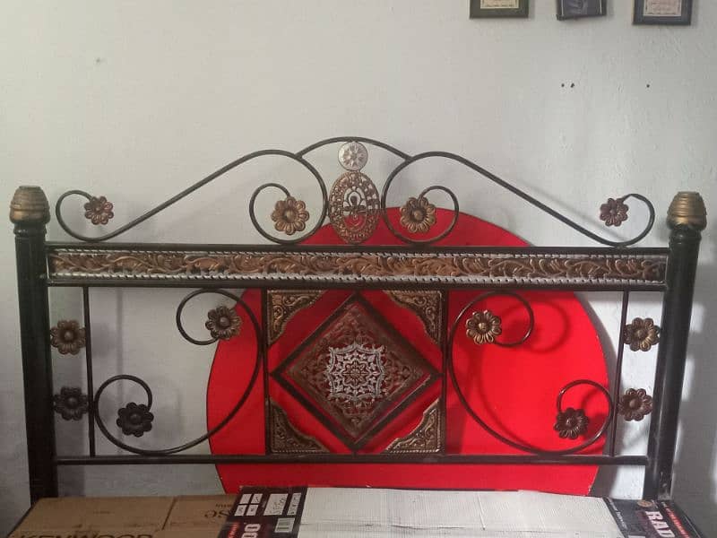 king size iron bed in good condition 3