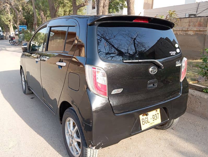 Daihatsu Mira 2012 3