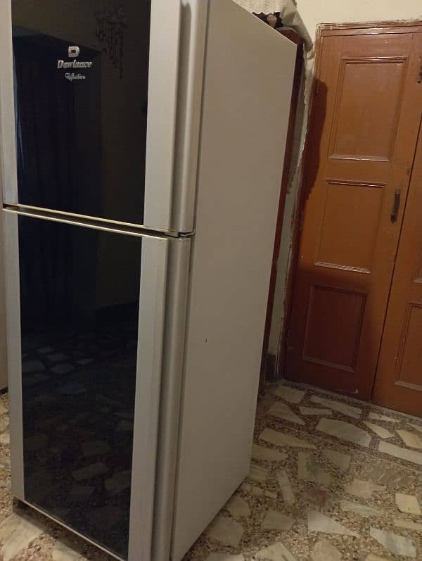 Glass door fridge 4