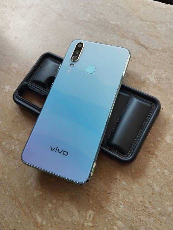 Vivo Y17 used 4/128 10by10 condition pta approved 2