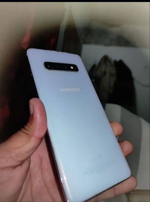 SAMSUNG S10 PLUS FULL BOX 2