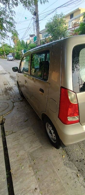 Suzuki Wagon R 2017 3