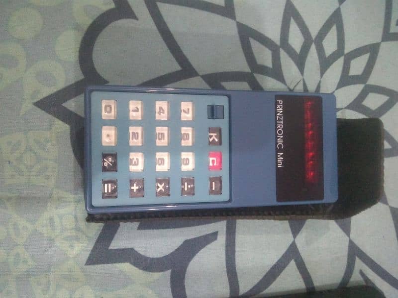 vintage since 1970s calculators each price 1500 14