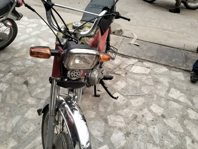 Honda CD 70 2008 4