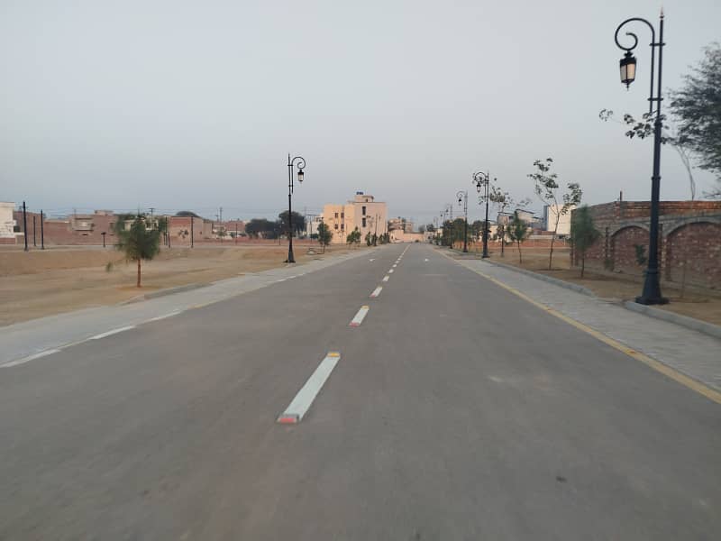 3 Marla Beautiful Plot on ground Pine Enclave Phase 3 near Mohafiz town phase2 and DHA Rahbar and audit account lahore 8