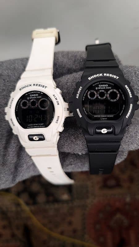 G shock Original watches 10/10 condition available in good prices 14