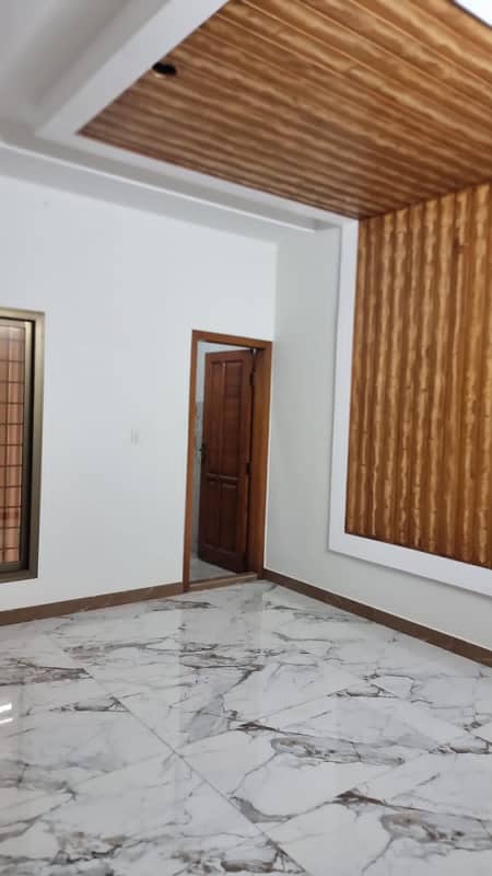 240 Square Yards Upper Portion for sale in Gulshan-e-Iqbal Town 7