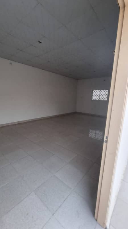 240 Square Yards Upper Portion for sale in Gulshan-e-Iqbal Town 12