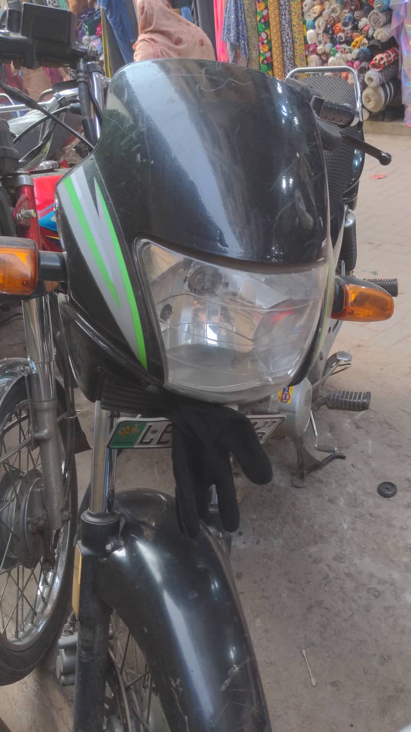 deluxe Honda 125 3