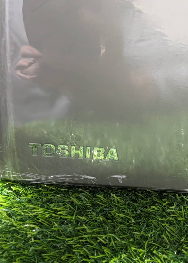 Toshiba Tecra-Z40-B Ci5 5th Whatsapp 03477803899 3