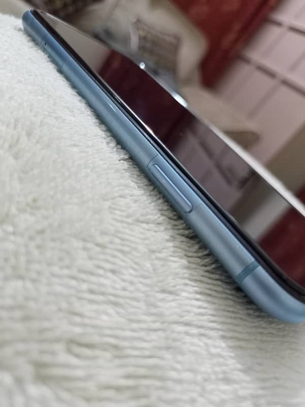 iPhone XR-128gb Dual Approved 7