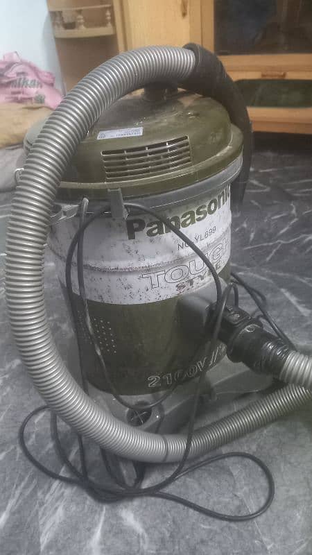 Panasonic Vaccume Cleaner 0