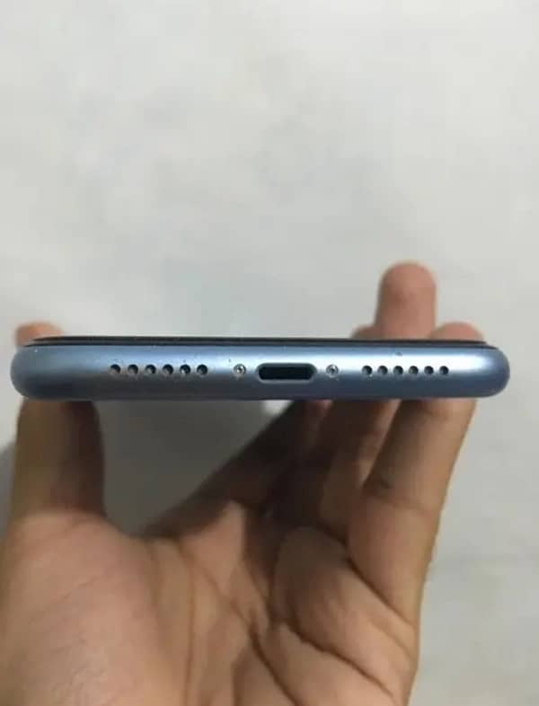 iphone XR urgent sale 0