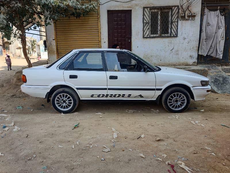 Toyota corolla 88 model 1991 dubai import ingine neat and clean car 1