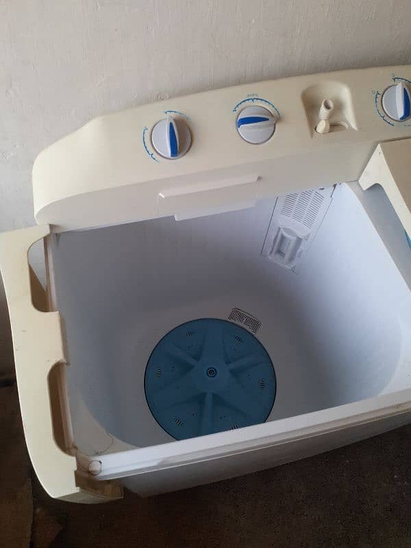 Dawlance Washing machine & Dryer (DW 5200) 2