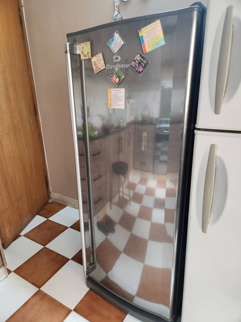 Dawlance  upright standing g freezer. 0