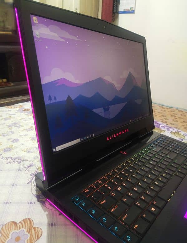 Dell Alienware 17 r4 3