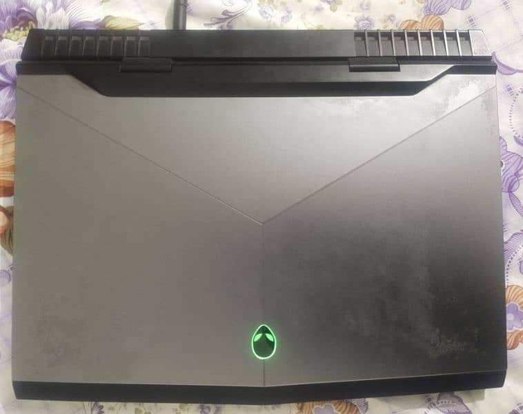 Dell Alienware 17 r4 4